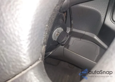 2005 Toyota Tacoma from USA, damaged, VIN 5TENX22N55Z030656